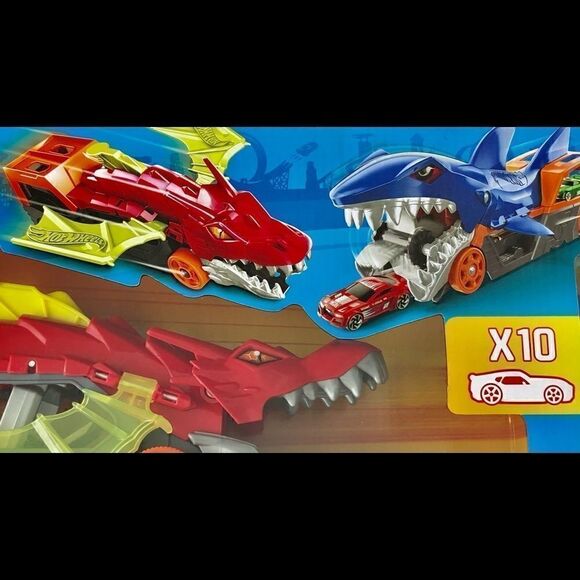 🔥 HOT WHEELS CITY 2 Battling Creatures Transporter Vehicle Set+10 Die Cast Cars - Picture 15 of 16
